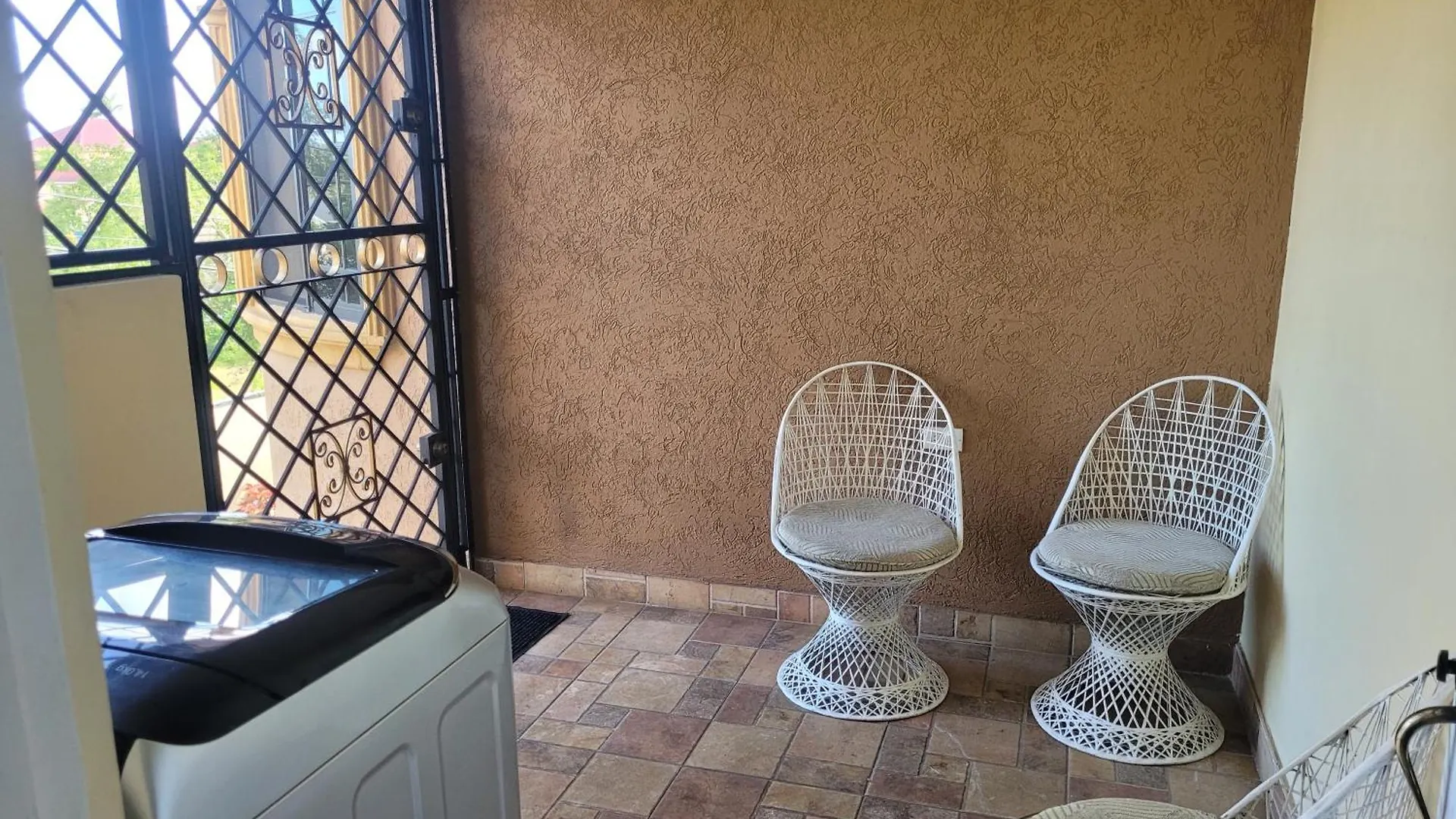 Dw Apartments With Garage And Hot Tub Mandeville
