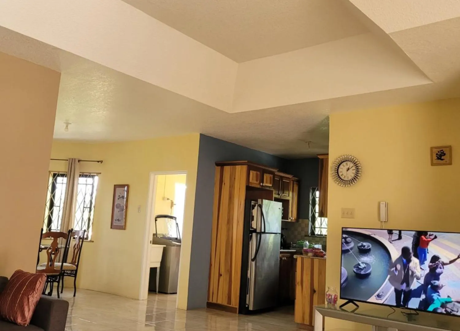Dw Apartments With Garage And Hot Tub Mandeville 0*,  Jamaica