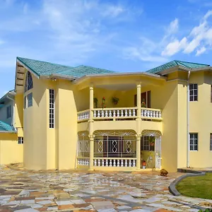 Apartment Harriott Heights, Mandeville